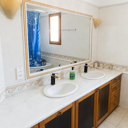 Tinos Luxury Two-storey With Private Pool Вилла
