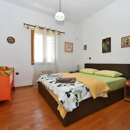 Luxury Household In The Oustkirts Of Tinos Town Villa *