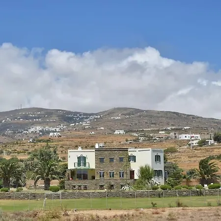 Villa Luxury Household In The Oustkirts Of Tinos Town