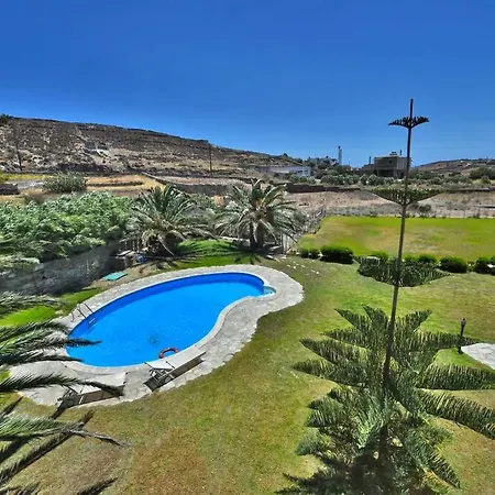 Willa Luxury Household In The Oustkirts Of Tinos Town *